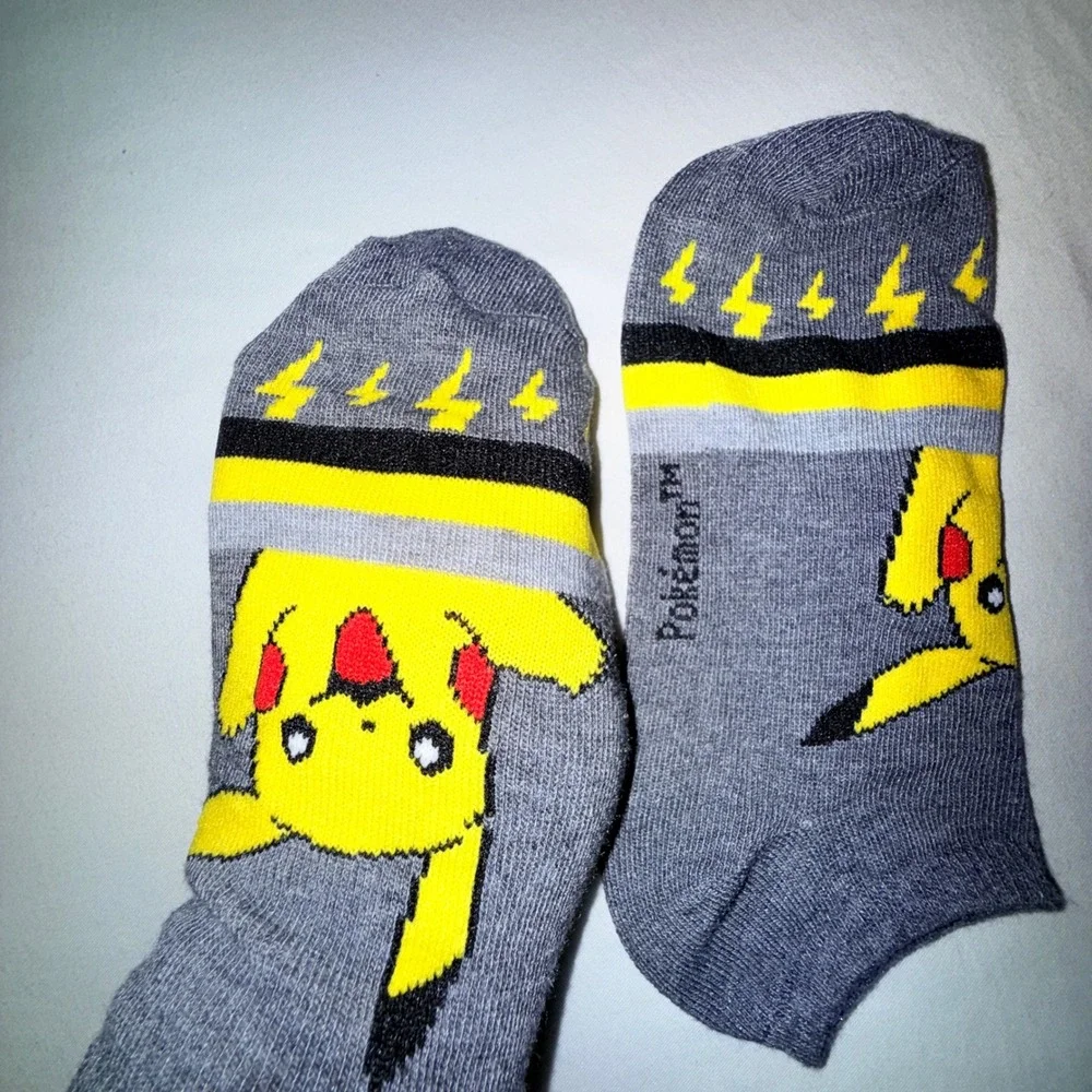 Pokemon No-Show Socks Kids M/L Size 3-10 Grey‎ Yellow NEW 6 Pairs